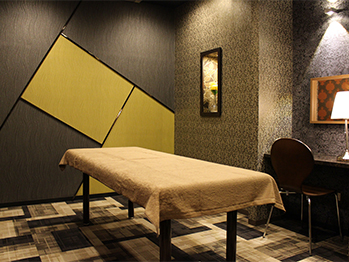 シースリー(C3)姫路店の個室